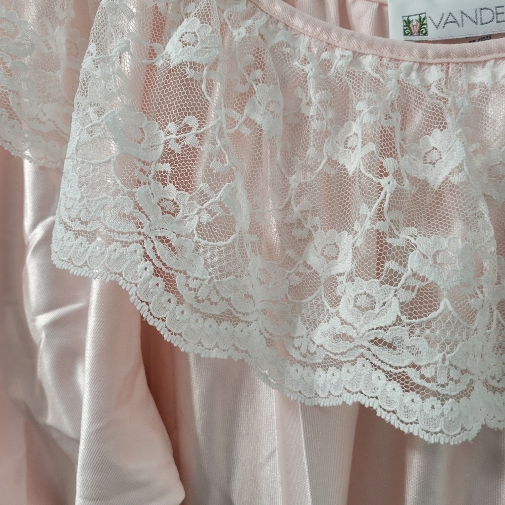 Vintage vandemere Women's  Pink Lace Nightgown One Size - Picture 11 of 16